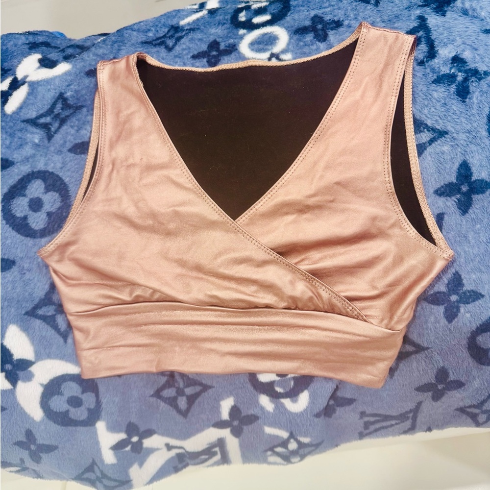👑 LIKE NEW SHEIN Black and Tan Satin Crop Top